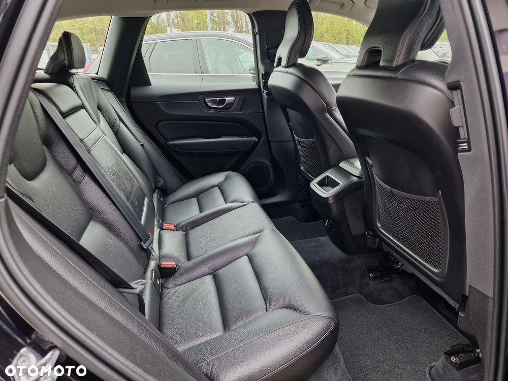 Volvo XC 60 D4 Geartronic Inscription - 24