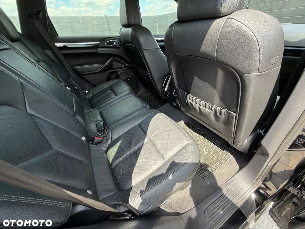 Porsche Cayenne Diesel Platinum Edition - 27