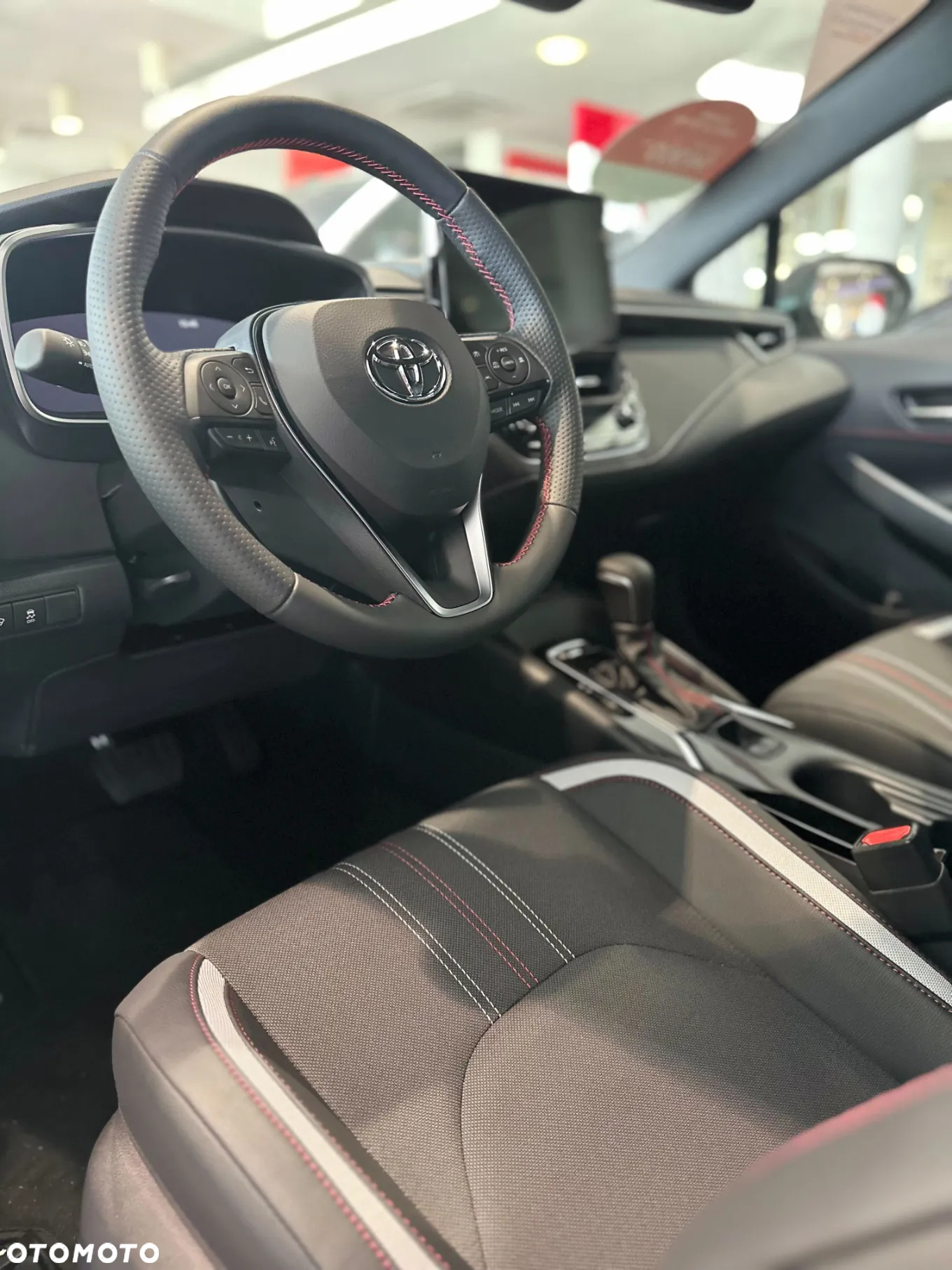 Toyota Corolla 1.8 Hybrid GR Sport Dynamic - 5