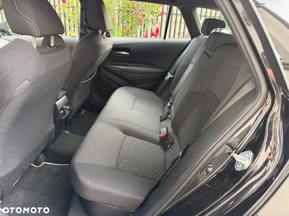 Toyota Corolla 1.8 Hybrid Comfort - 24