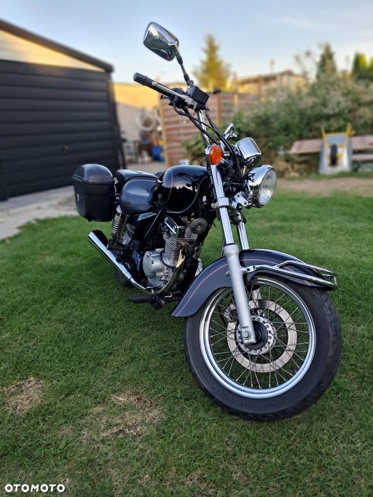 Suzuki Marauder - 4