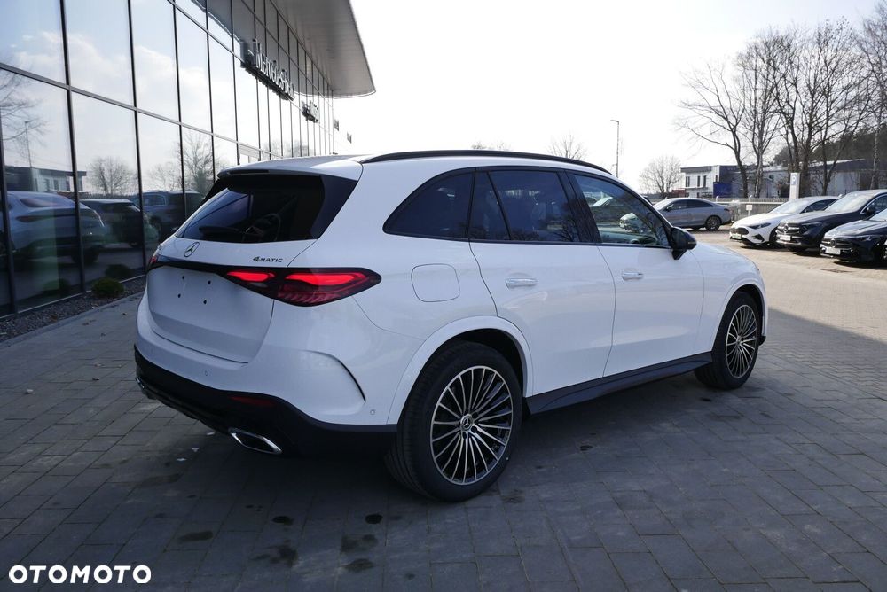 Mercedes-Benz GLC - 9