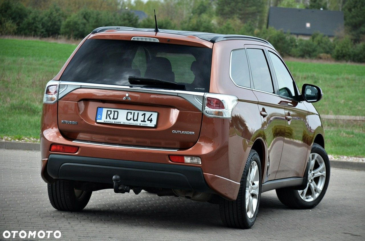 Mitsubishi Outlander - 7