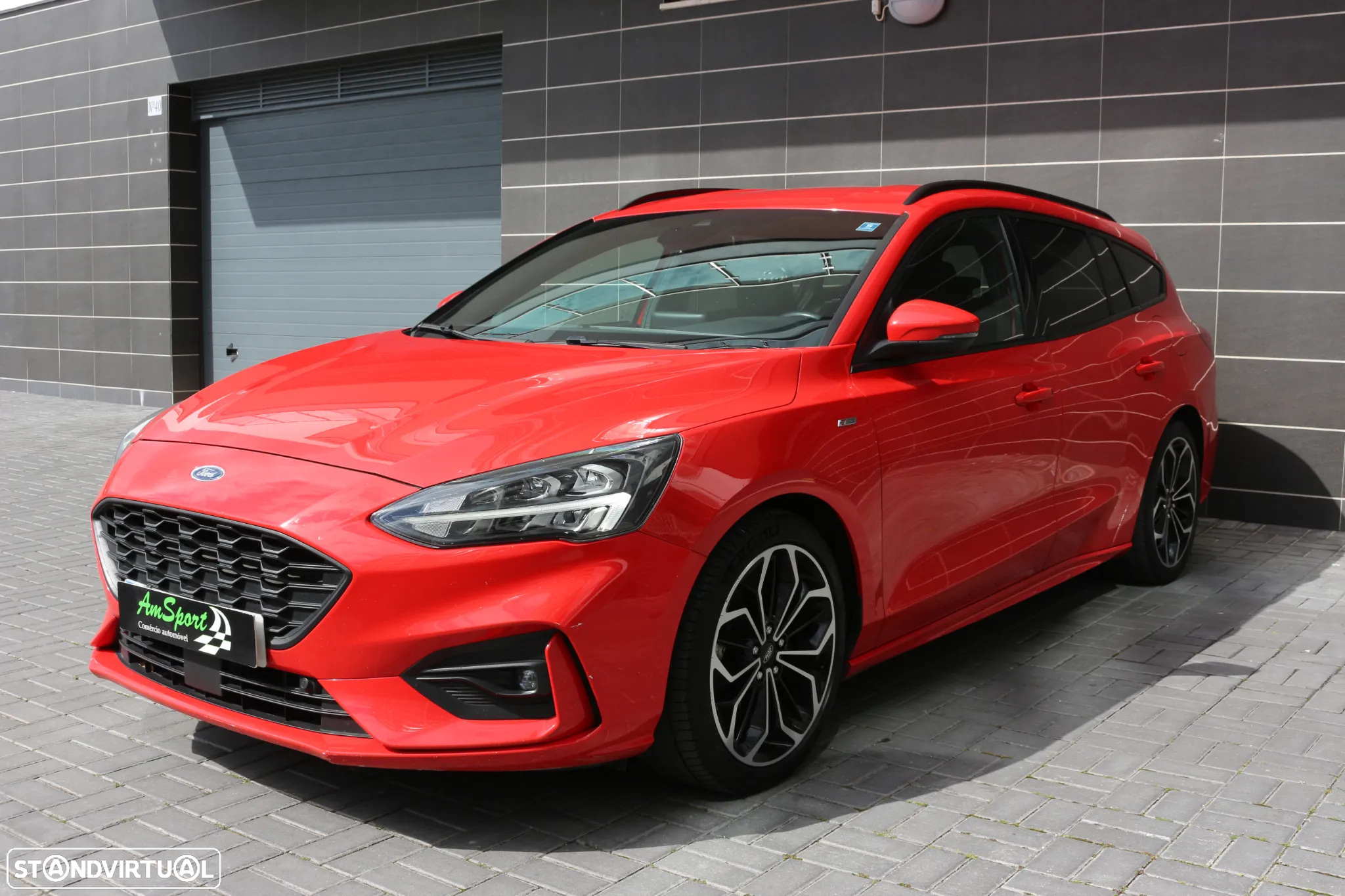 Ford Focus SW 1.0 EcoBoost S&S ST-LINE - 6