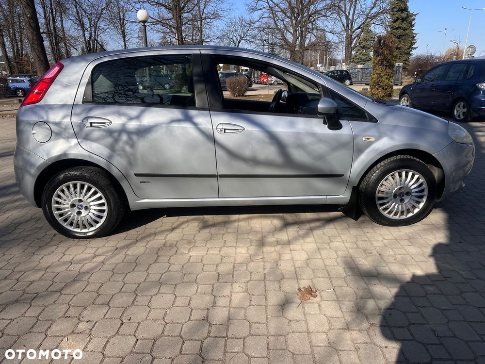 Fiat Grande Punto - 28