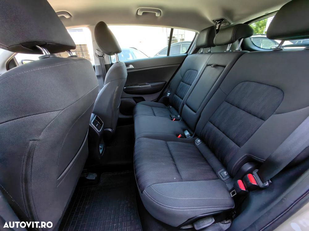 Kia Sportage 1.6 GDI 6MT 4x2 Style - 9