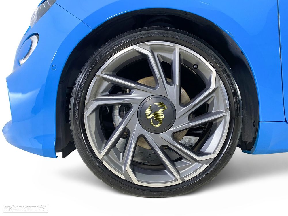 Abarth 500e Scorpionissima - 22