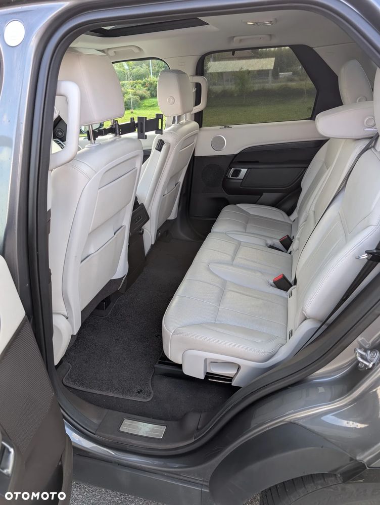 Land Rover Discovery 3.0 Si6 HSE - 13