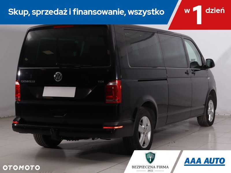 Volkswagen Caravelle - 7