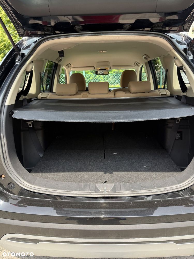 Mitsubishi Outlander - 6