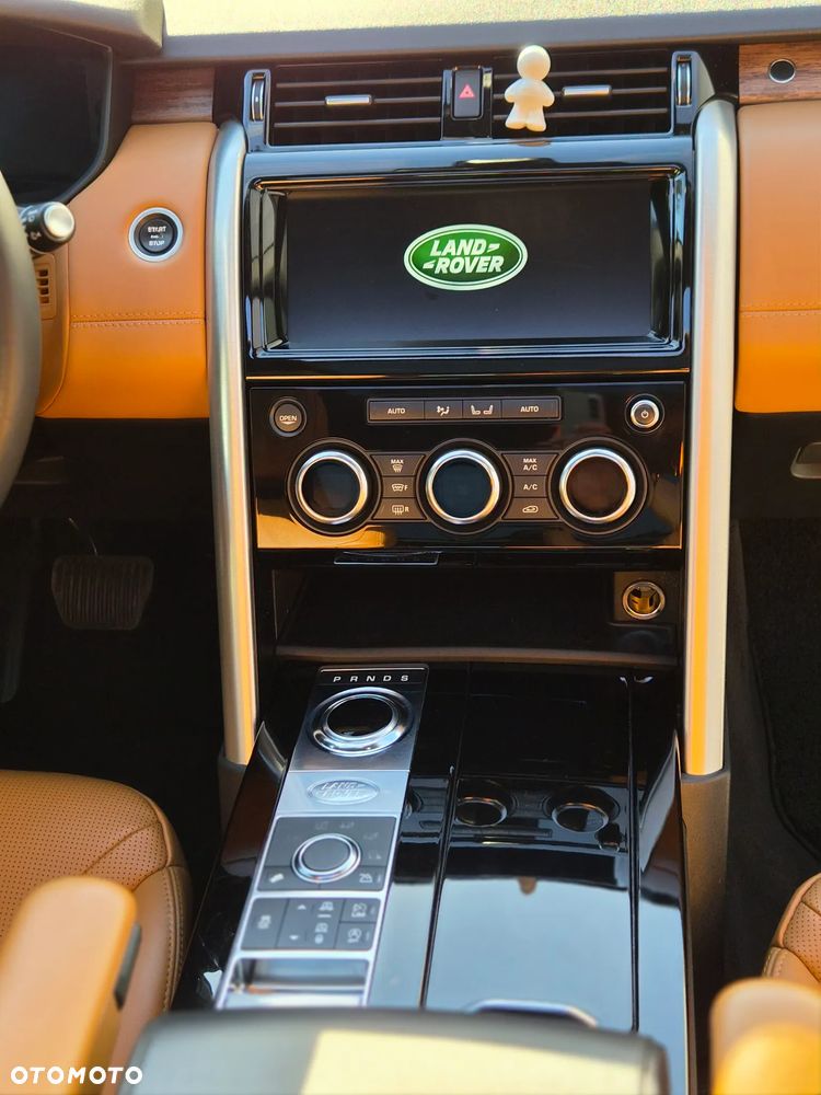 Land Rover Discovery 3.0 TD6 HSE Luxury - 19