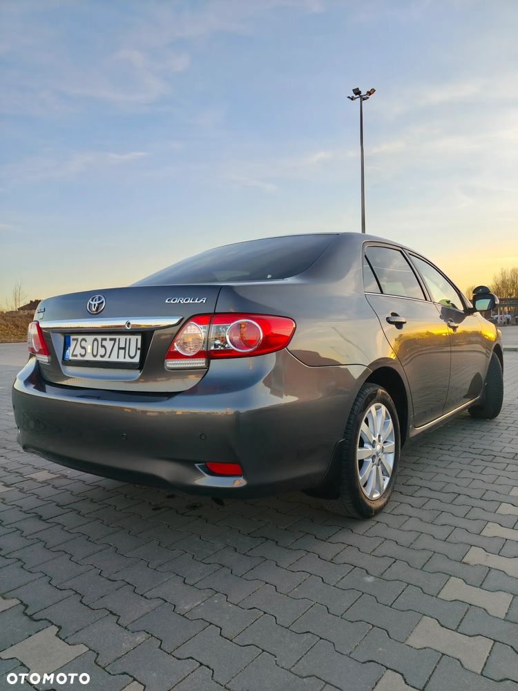 Toyota Corolla - 5