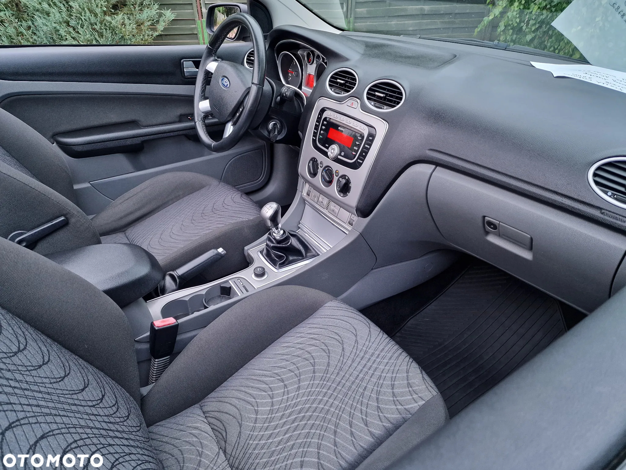 Ford Focus CC 2.0 TDCi Trend - 14