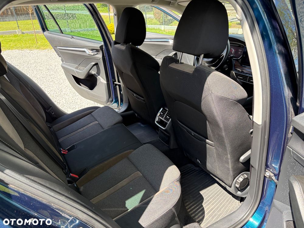 Skoda Octavia 1.5 TSI ACT Scout - 7