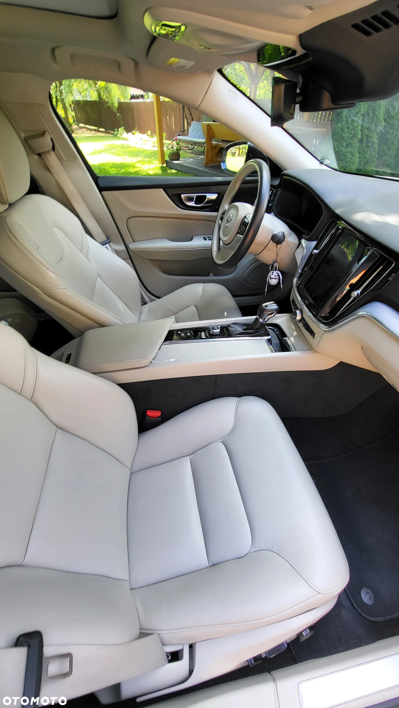 Volvo S60 T6 AWD Momentum Pro - 16