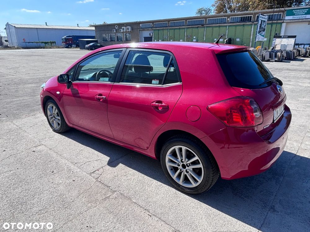 Toyota Auris 1.6 VVT-i Premium - 4
