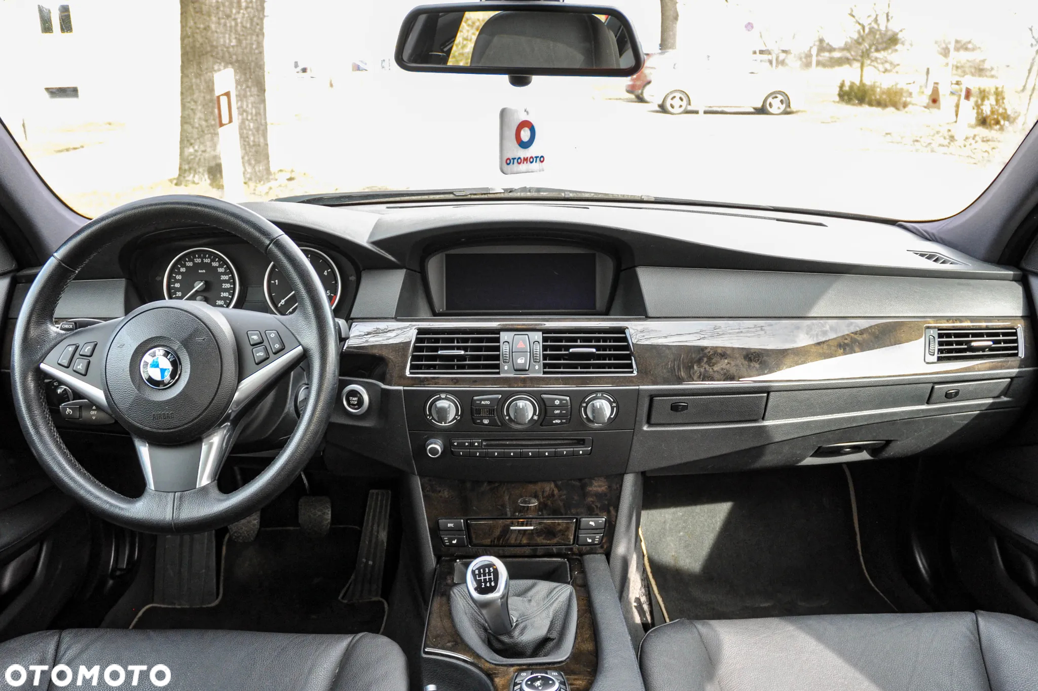 BMW Seria 5 520d - 9