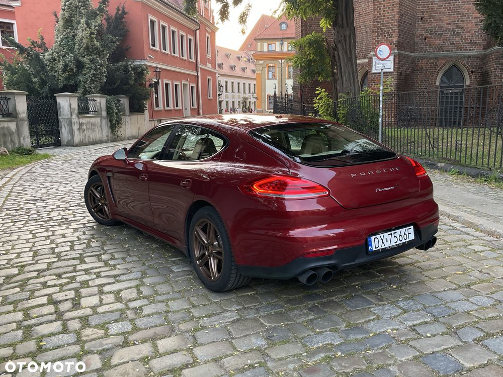 Porsche Panamera - 5