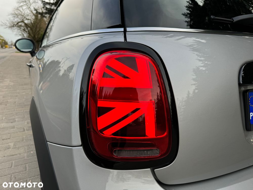 MINI Cooper John Works Trim - 26