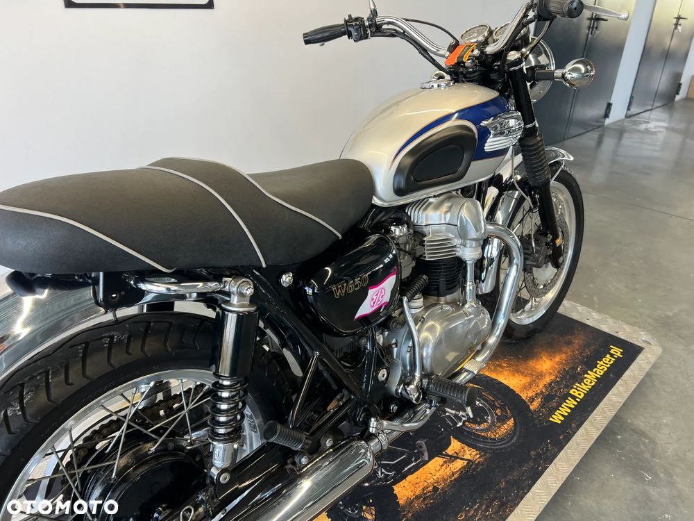 Kawasaki Inny - 33
