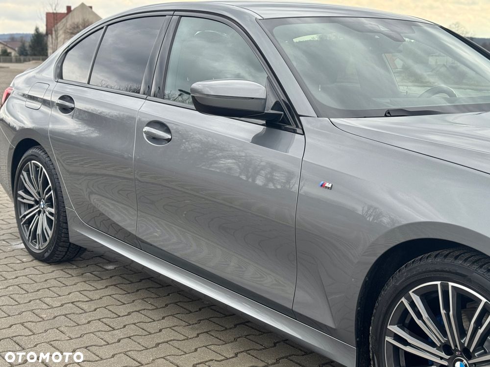 BMW Seria 3 320d xDrive M Sport sport - 9