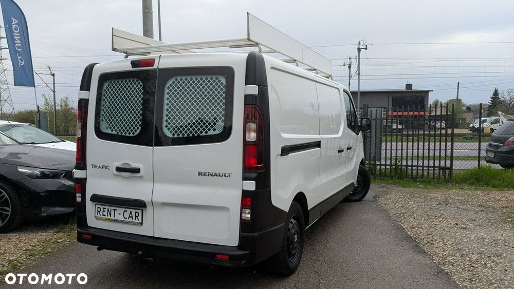 Renault Trafic - 10