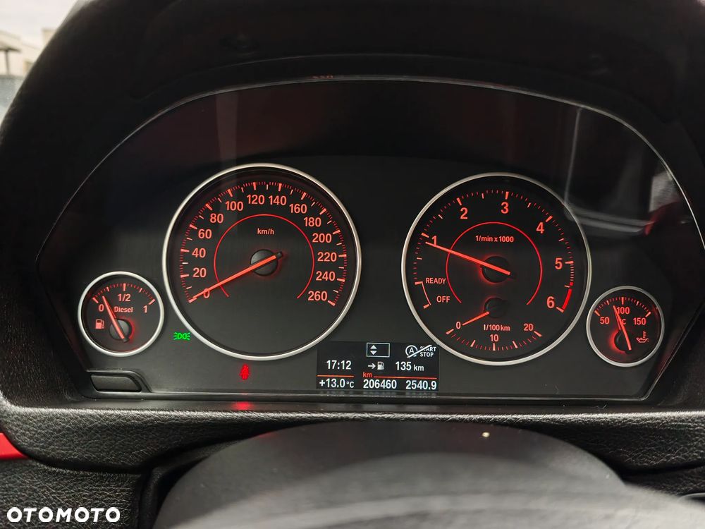 BMW 3GT 318d Sport Line - 31