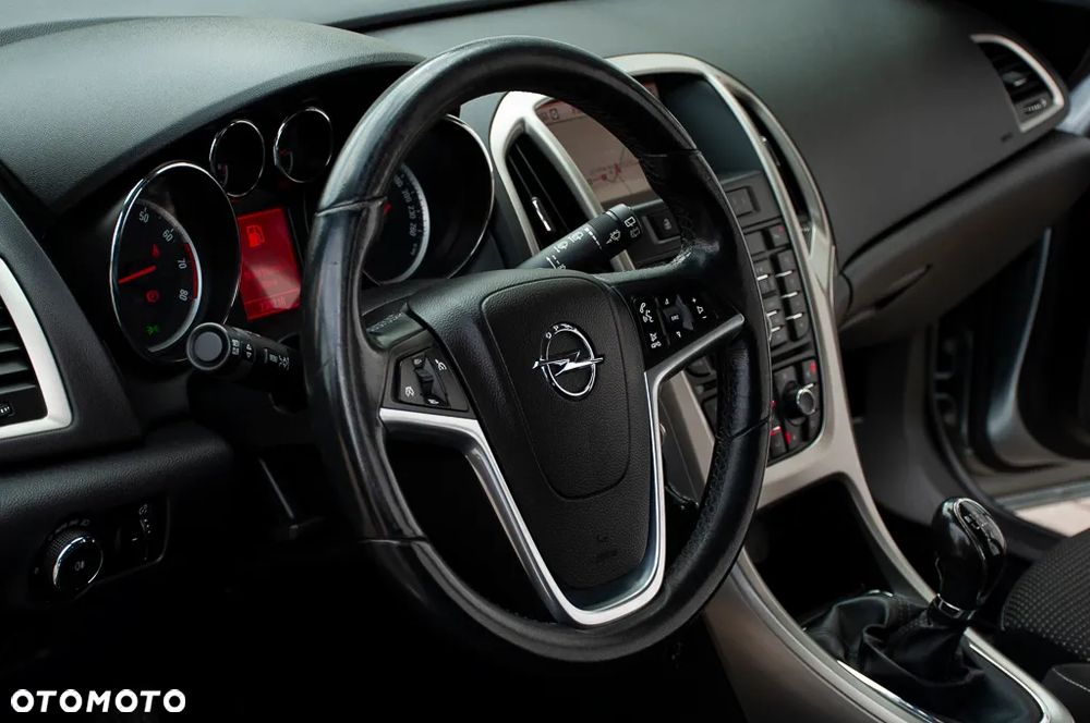 Opel Astra 1.4 Turbo Edition - 39