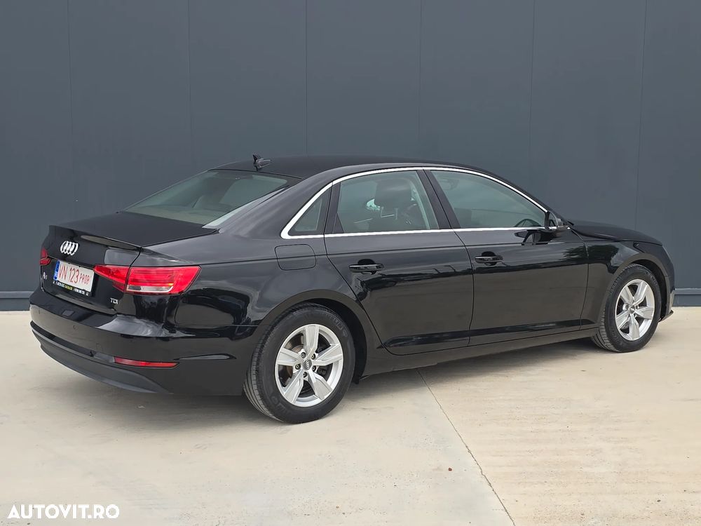 Audi A4 2.0 TDI DPF clean multitronic Ambiente - 4