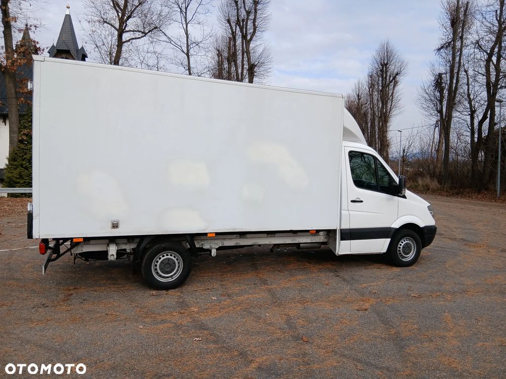 Mercedes-Benz Sprinter - 5