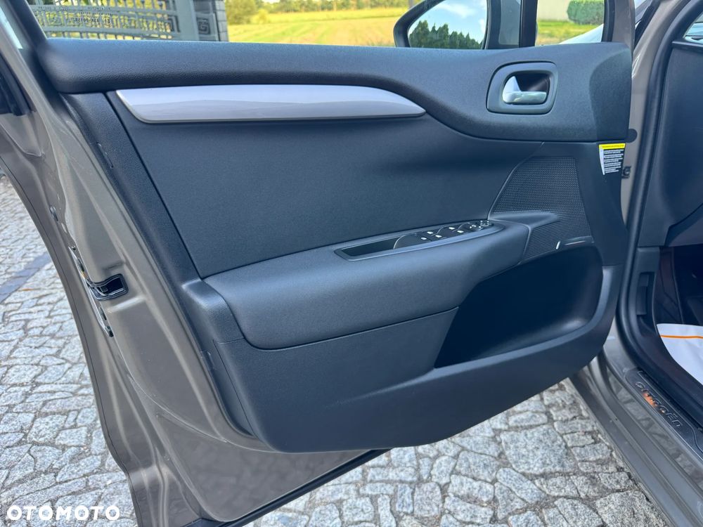 Citroën C4 HDi 150 Exclusive - 29