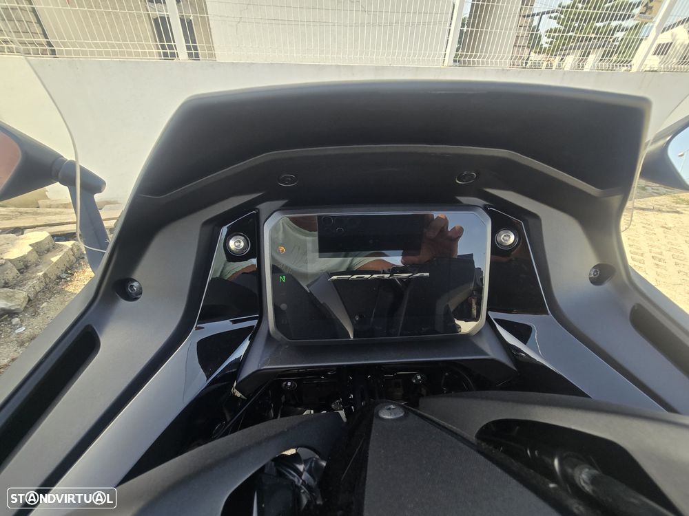 Honda Forza DCT 750 - 7