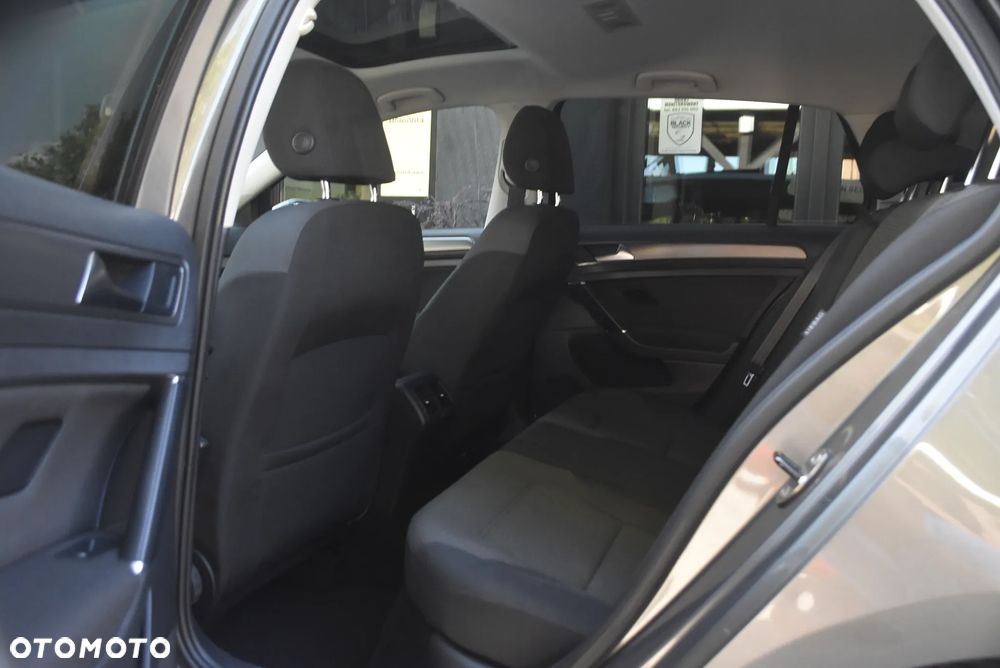 Volkswagen Golf 1.6 TDI BlueMotion Technology Cup - 8