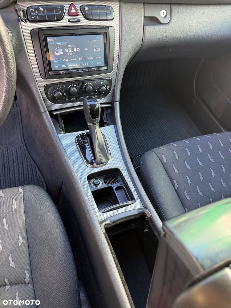Mercedes-Benz Klasa C 200 Kompressor Automatik - 21
