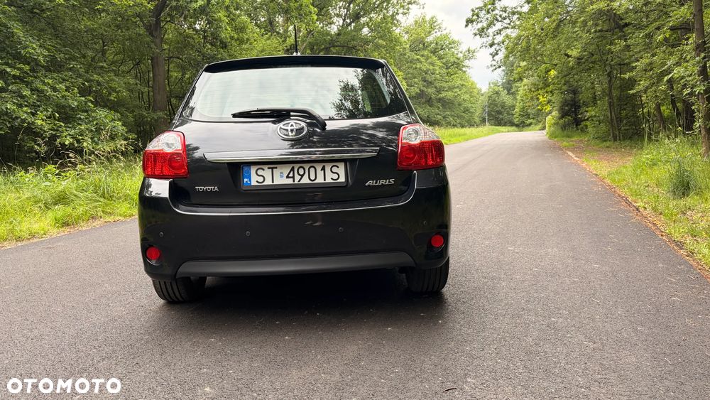 Toyota Auris 1.33 VVT-i Terra - 3