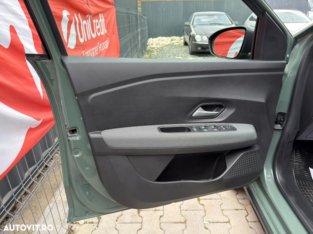 Dacia Sandero Stepway TCe 90 MT6 Expression - 11