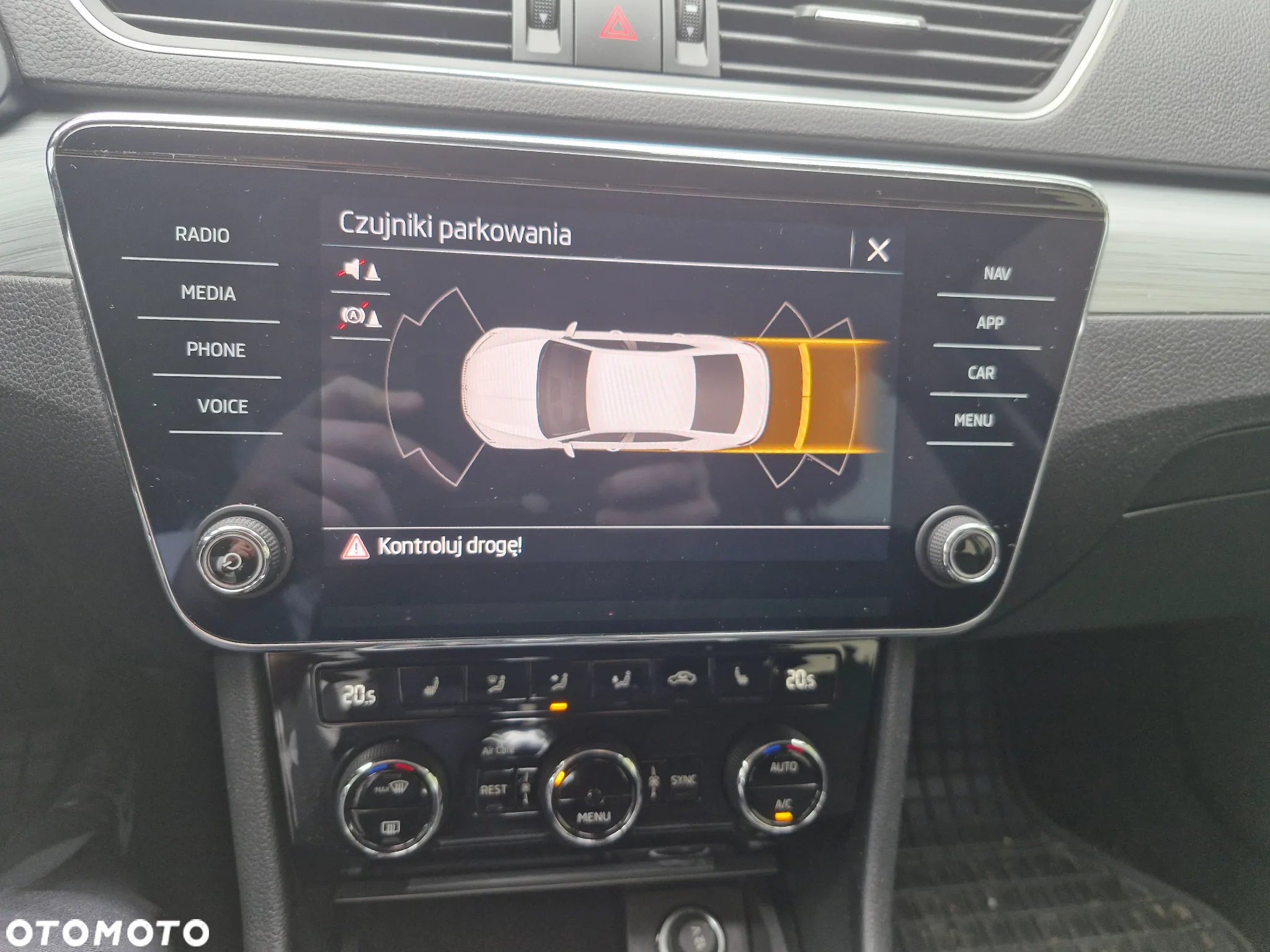Skoda Superb 2.0 TSI Ambition DSG - 4