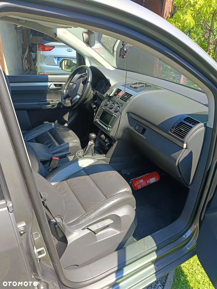 Volkswagen Touran 1.9 TDI Basis - 5