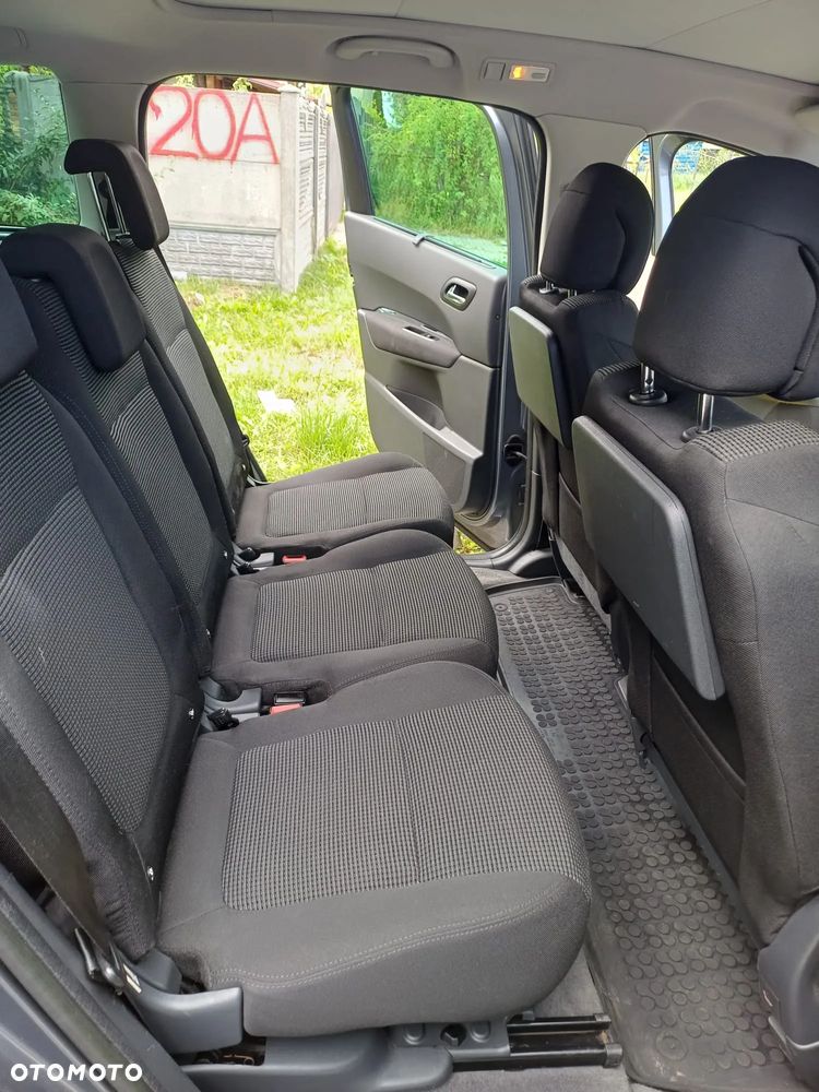 Peugeot 5008 1.6 THP Active 7os - 2