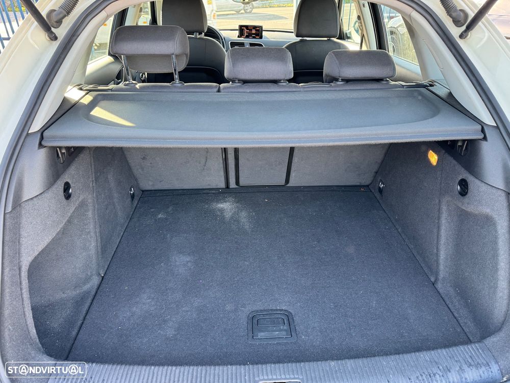 Audi Q3 2.0 TDI Sport - 40