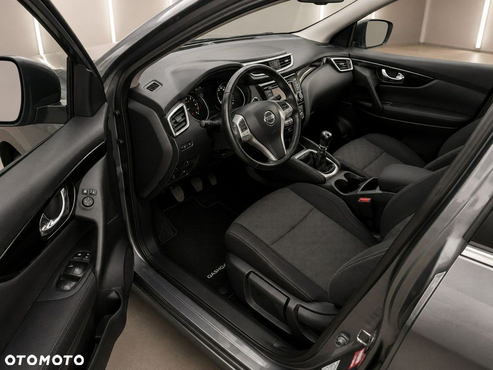 Nissan Qashqai - 11