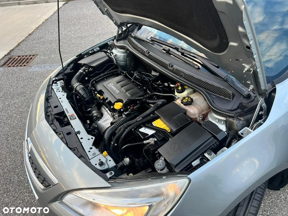 Opel Astra 1.4 Turbo Active - 29