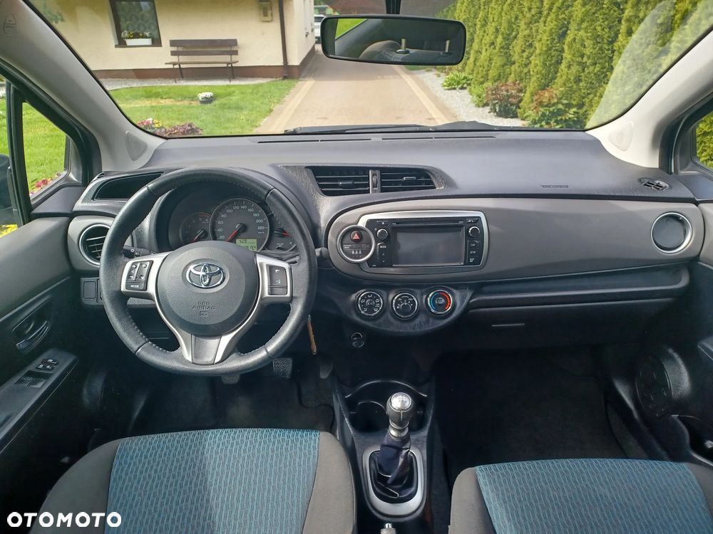 Toyota Yaris 1.4 D-4D Prestige - 6