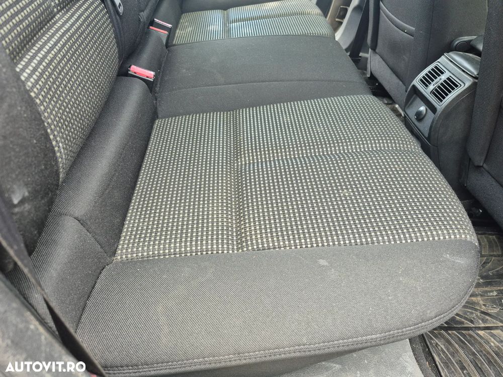 Peugeot 407 HDi 135 Automatik Esplanade - 9