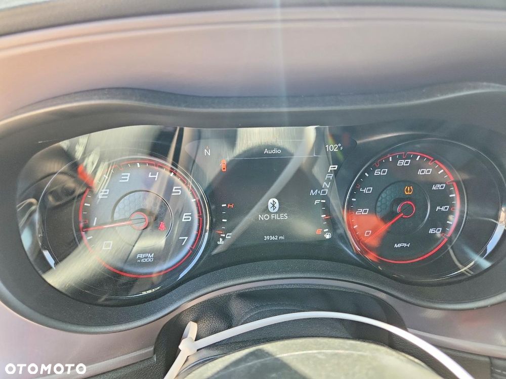 Dodge Charger 5.7 R/T - 10