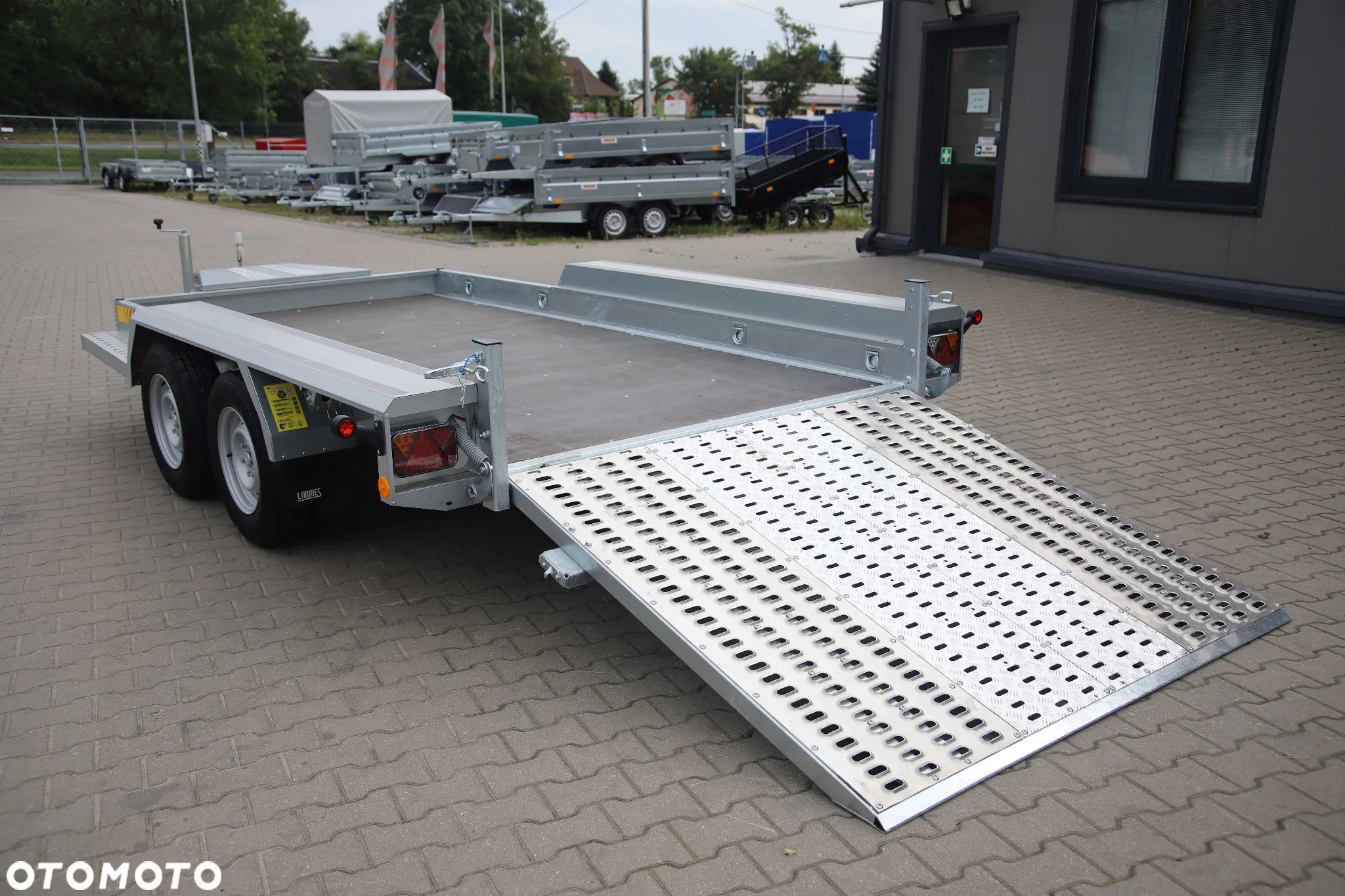 Lorries TPM35-3617 przyczepa do transportu maszyn budowlanych i minikoparek - 11