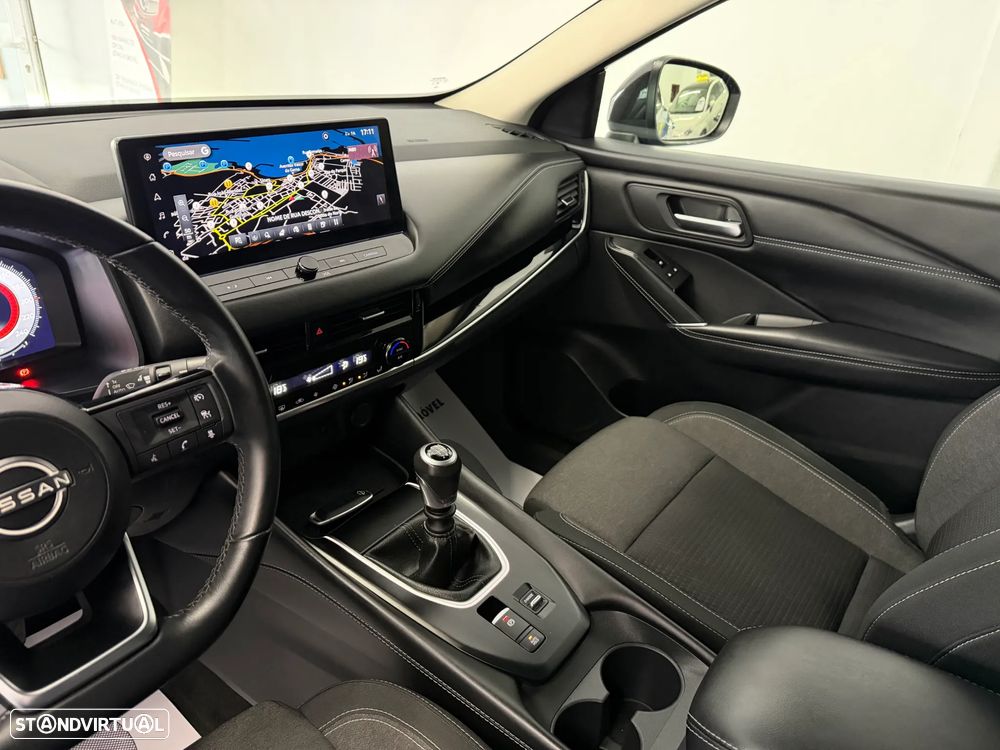 Nissan Qashqai 1.3 DIG-T N-Connecta LED - 17