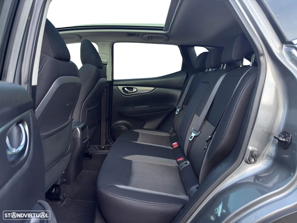 Nissan Qashqai 1.5 dCi N-Connecta Led - 13