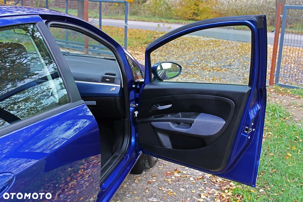 Fiat Grande Punto 1.4 8V - 13
