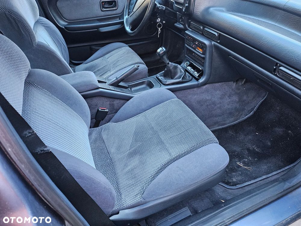 Ford Scorpio 2.0 CL - 12